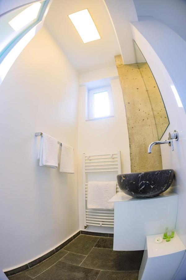 Central Bliss Apartment Suceava Luaran gambar