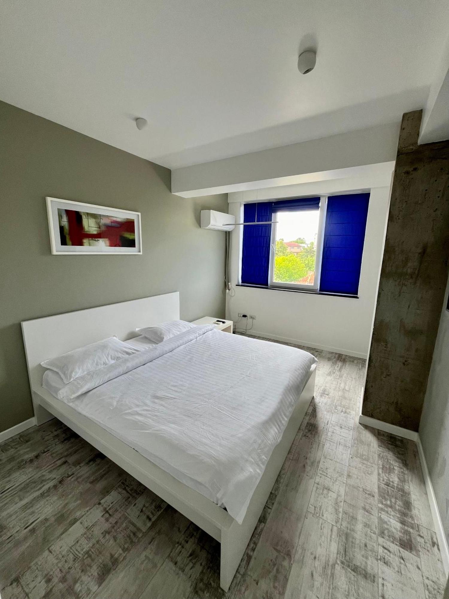 Central Bliss Apartment Suceava Luaran gambar